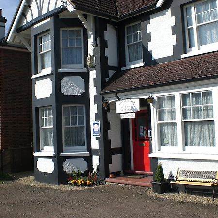 Melville Lodge Gatwick ฮอร์เลย์ ภายนอก รูปภาพ