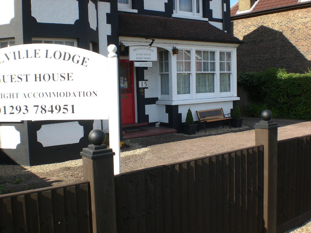Melville Lodge Gatwick ฮอร์เลย์ ภายนอก รูปภาพ