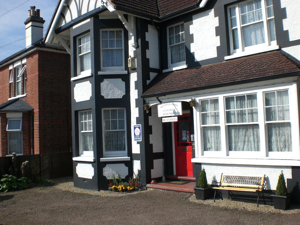 Melville Lodge Gatwick ฮอร์เลย์ ภายนอก รูปภาพ